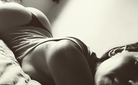 @stephskull leaks Onlyfans photos for free 

 picture 2