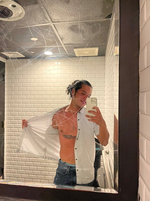 View steviebeats (Stevie Beats) OnlyFans 34 Photos and 24 Videos leaked 

 picture 2