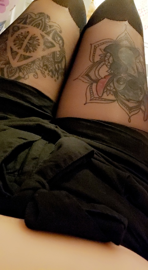 stevieminx OnlyFans Leak (7 Photos and 0 Videos) 

 picture 2