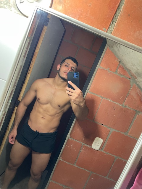View stiking123 OnlyFans content for free 

 picture 2