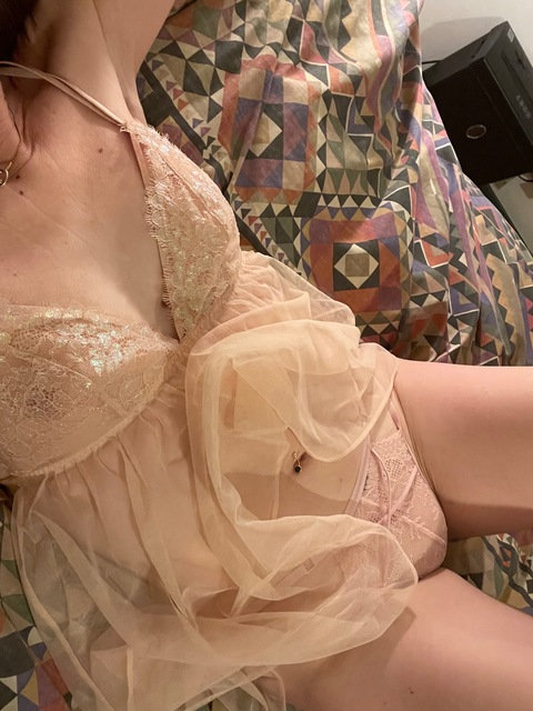 View stillpayingformydivorce (Katya) OnlyFans 114 Photos and 20 Videos gallery 

 picture 2