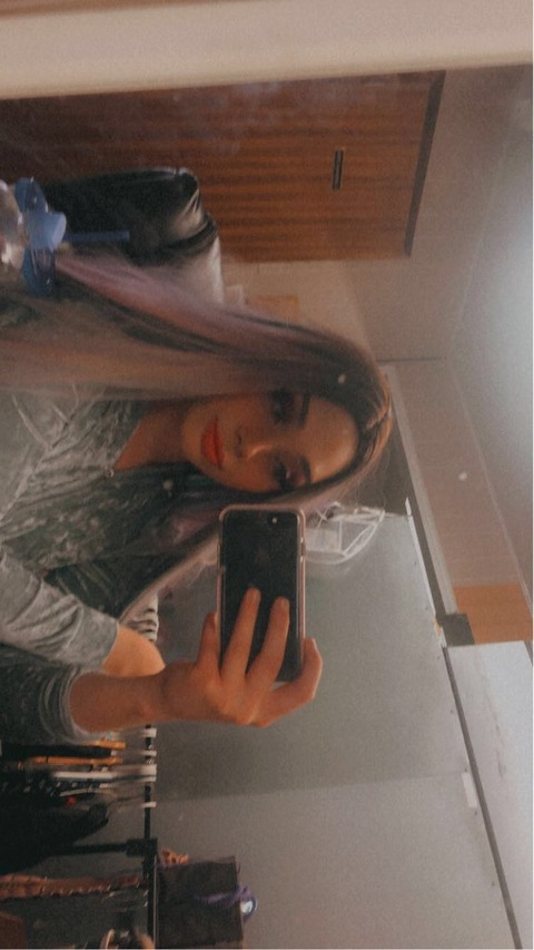 View stoner_baby OnlyFans content for free 

 picture 2