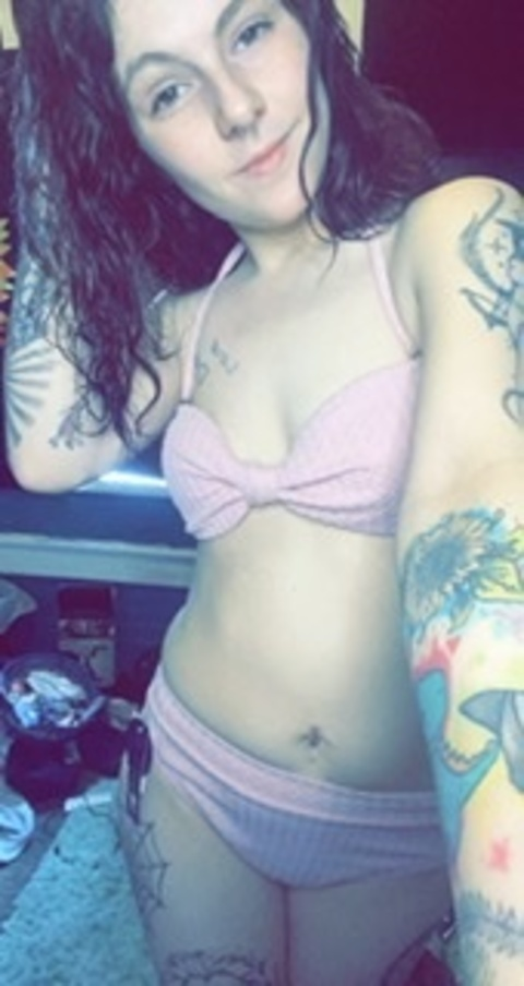 stonerchick10 (Paige Whitney) free OnlyFans Leaked Content 

 picture 2