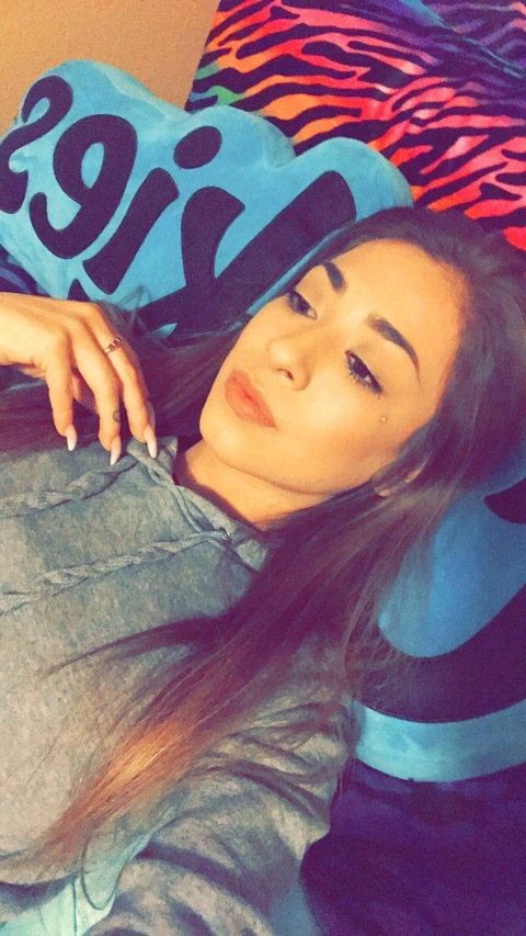 Free access to stonerqueen420 (Stoner Queen 💦) Leaked OnlyFans 

 picture 2