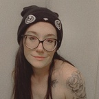 View strangeunusual92 OnlyFans content for free 

 picture 1