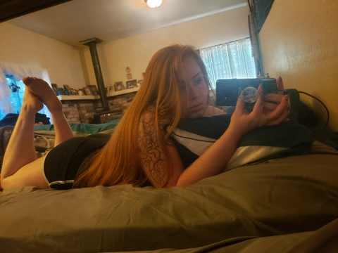 @strawberrieginger leak Onlyfans videos free 

 picture 2