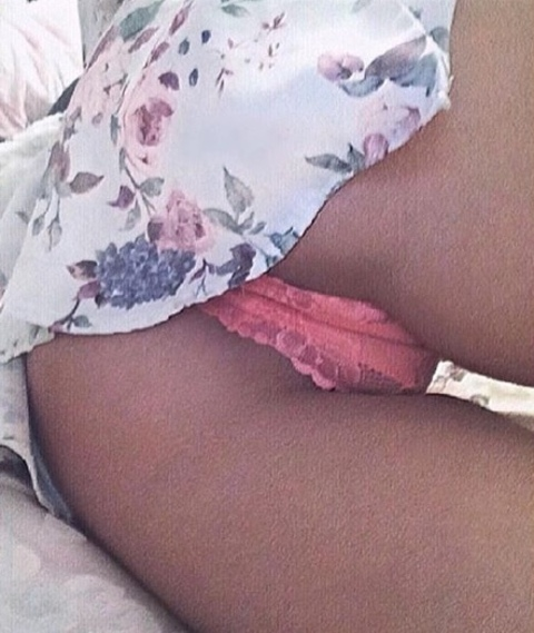 strawberries OnlyFans Leaked 

 picture 2