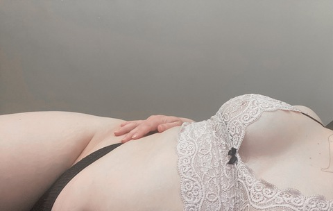strawbswirl OnlyFans Leaks 

 picture 2