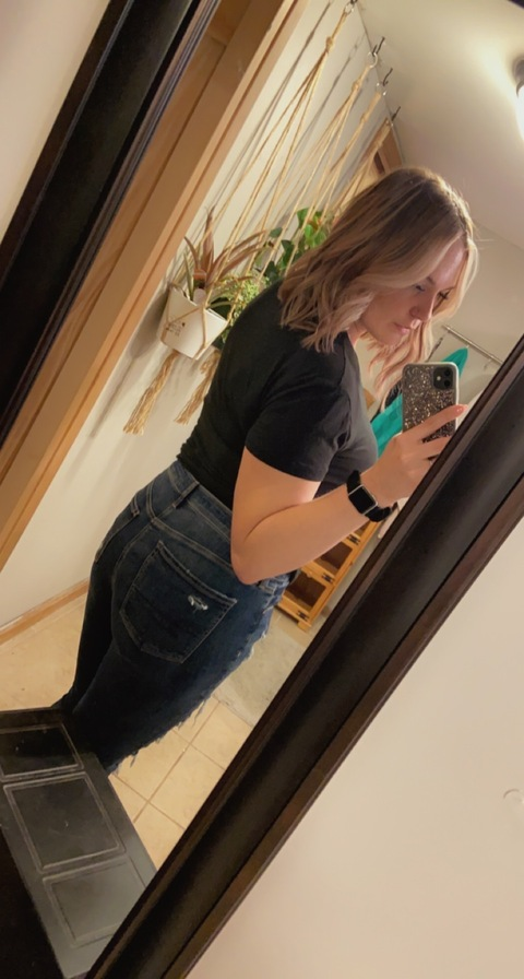 stringofconstellations OnlyFans Leaked (1 Photos and 0 Videos) 

 picture 2