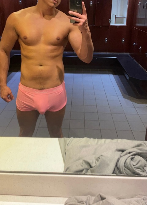 strokesvinny (Vinny Strokes) OnlyFans Leaked Videos and Pictures 

 picture 2