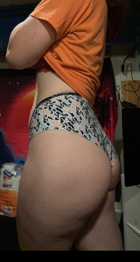 View submissiveslaveprincess OnlyFans videos and photos for free 

 picture 2