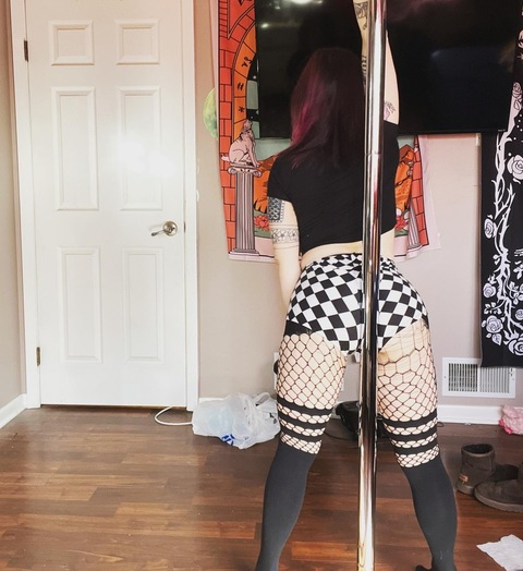 Download succubails-1993 OnlyFans videos and photos free 

 picture 2