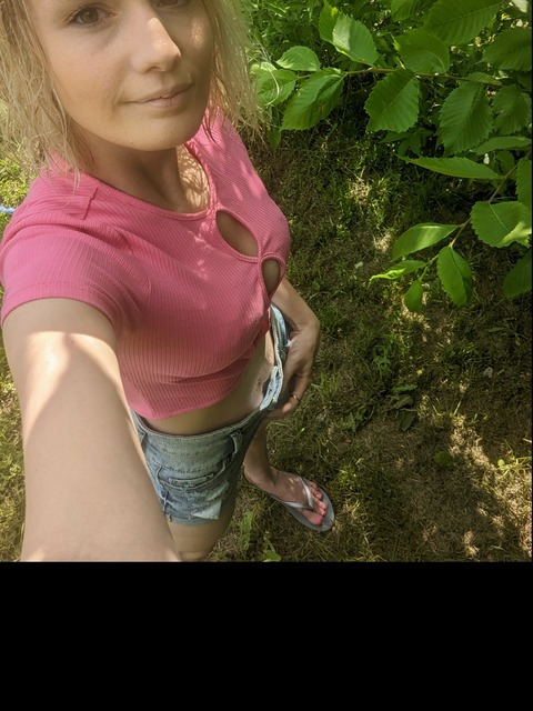 View Chloe Summers, Stay at home Mama! (summerlove89) OnlyFans 32 Photos and 20 Videos leaks 

 picture 2