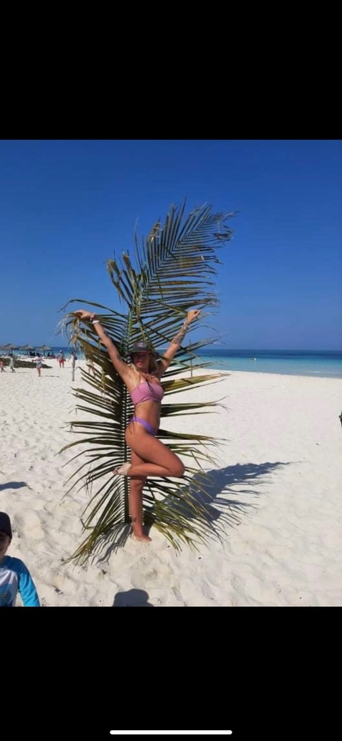 @sunbaby1997 leaked Onlyfans gallery for free 

 picture 2