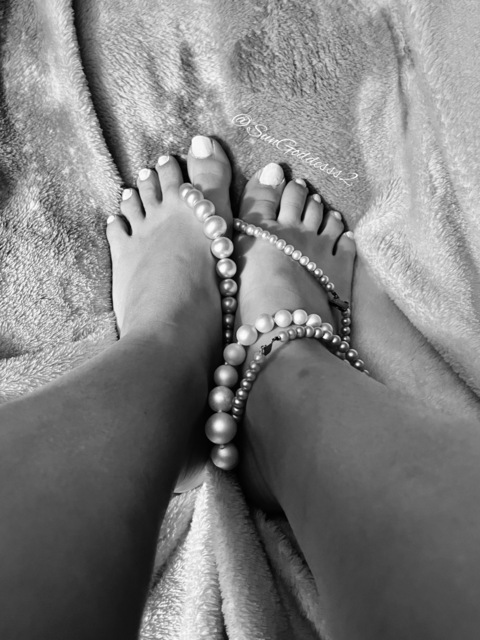 sungoddesss2 OnlyFans Leaks 

 picture 2
