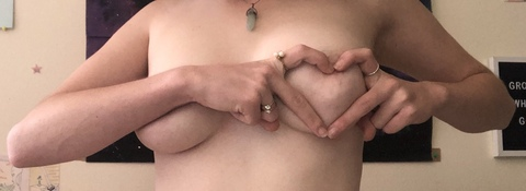 sunkissedbloom OnlyFans Leak 

 picture 2
