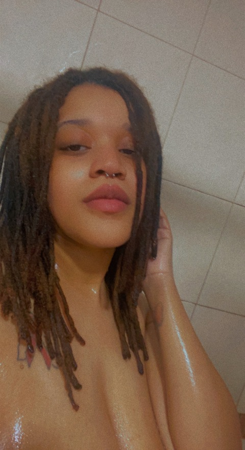 View Sun-kissed Trophy (sunkissedtrophy) OnlyFans 25 Photos and 12 Videos for free 

 picture 2