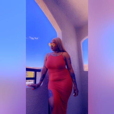 View sunnie_flowerz OnlyFans content for free 

 picture 2