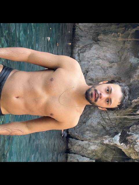 Onlyfans free sunsetpboy 

 picture 2