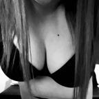 suzanne88 (Suzanne) OnlyFans Leaked Pictures and Videos 

 picture 1