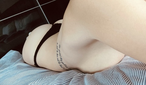 @swedenemelie leaked Onlyfans videos and photos for free 

 picture 2