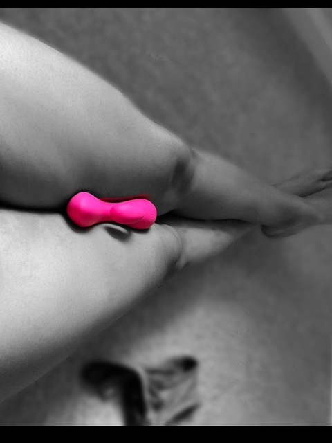 Onlyfans free sweet_caramel77 

 picture 2