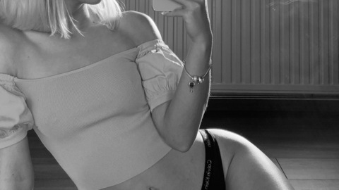 sweetblondedisaster OnlyFans Leak (3 Photos and 0 Videos) 

 picture 2