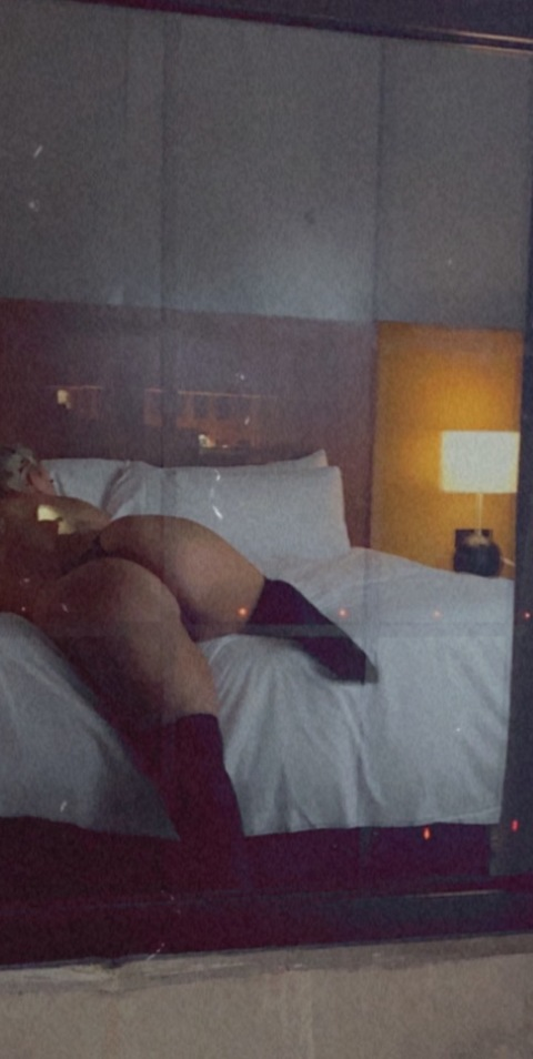 @sweetcarolinec leaked Onlyfans content for free 

 picture 2