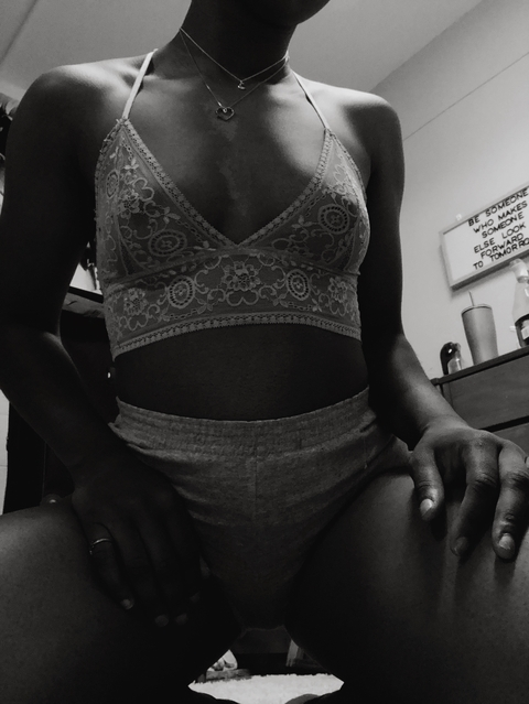 Onlyfans leaks sweetmelanin 

 picture 2