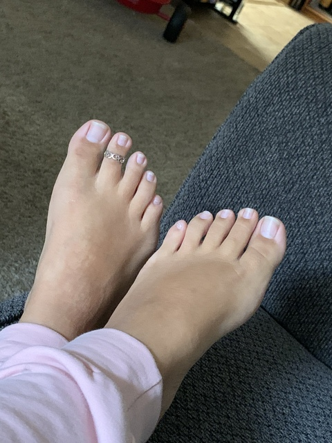 @sweetnesstart10 leak Onlyfans videos and photos for free 

 picture 2