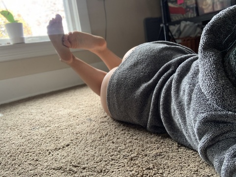 sweetsoless1 (Morgan) OnlyFans Leaked Videos and Pictures 

 picture 2