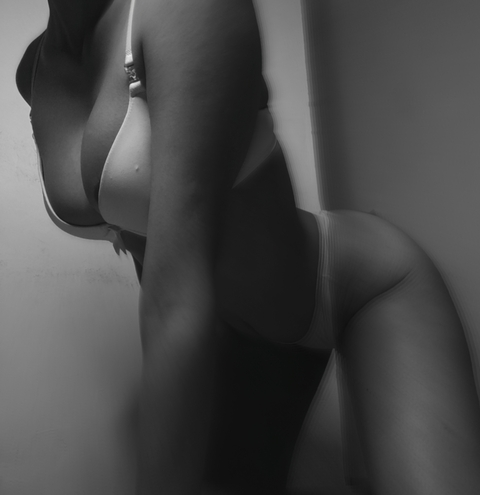 Free access to sweettemptation22 Leak OnlyFans 

 picture 2