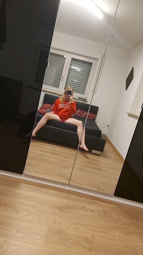 sweety19lena (Lena) OnlyFans Leaked Pictures and Videos 

 picture 2