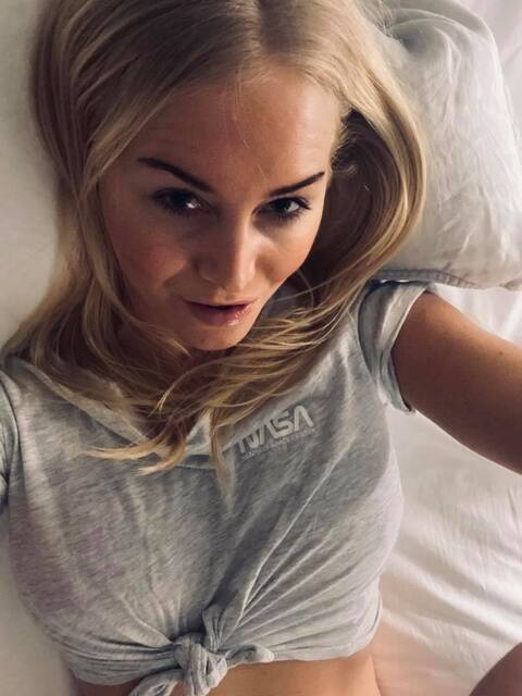 View sweincgirl (Lisas Fiffi) OnlyFans 0 Photos and 0 Videos leaks 

 picture 2