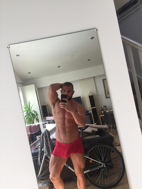 sydneyshawfree (Sydneyshaw_1.0) OnlyFans Leaked Content 

 picture 2
