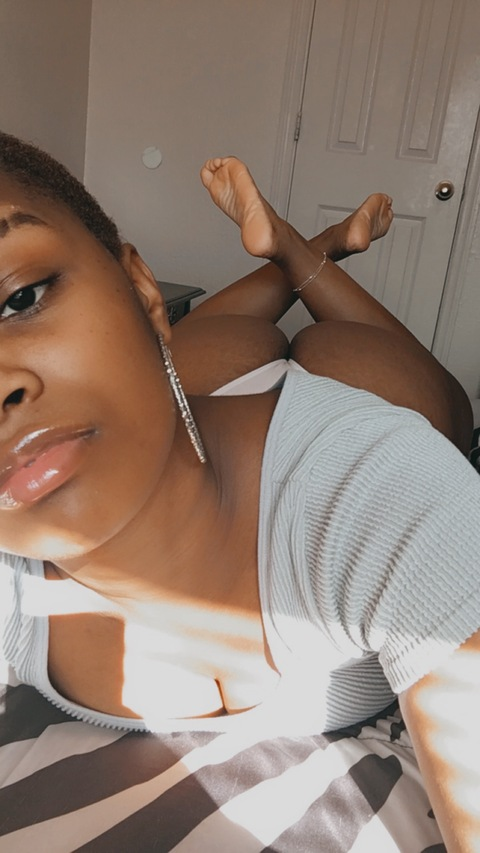 @symphony2223 leaked Onlyfans content for free 

 picture 2