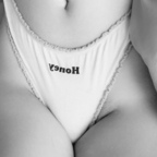 View Rose 🥀💛 (sznlau) OnlyFans 54 Photos and 43 Videos gallery 

 picture 1