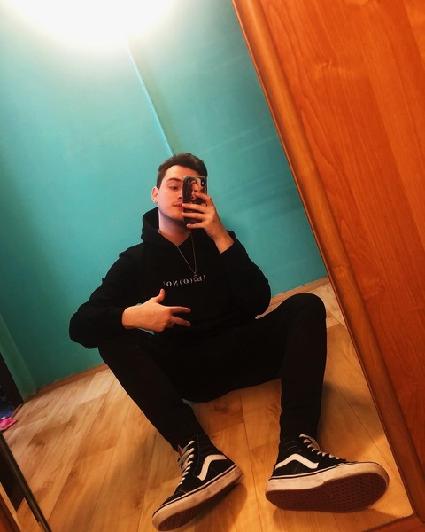 Onlyfans free t_o_m_a_s 

 picture 2