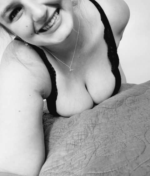 View taaay.x OnlyFans content for free 

 picture 2