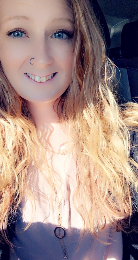 tabithaa_c (Tabitha) OnlyFans Leaked Pictures & Videos 

 picture 2