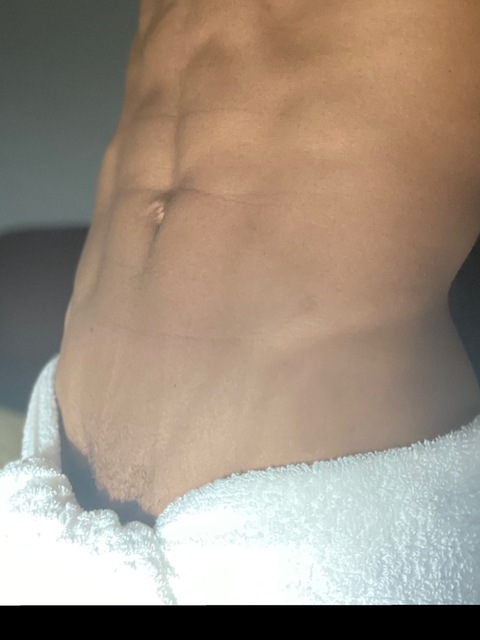 tae3435 OnlyFans Leaked (28 Photos and 25 Videos) 

 picture 2