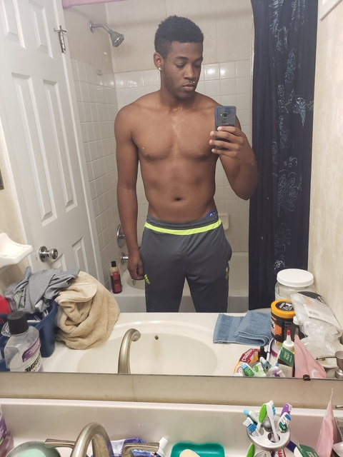 View Tae (taeswag1) OnlyFans 2 Photos and 0 Videos for free 

 picture 2