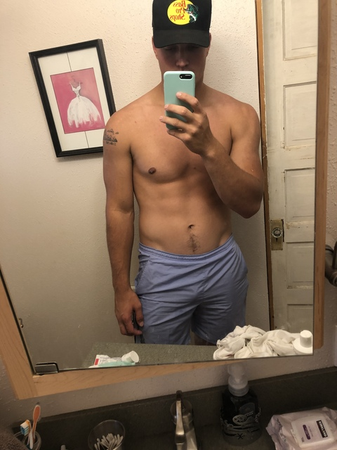 Download tallboyjonjon OnlyFans content free 

 picture 2