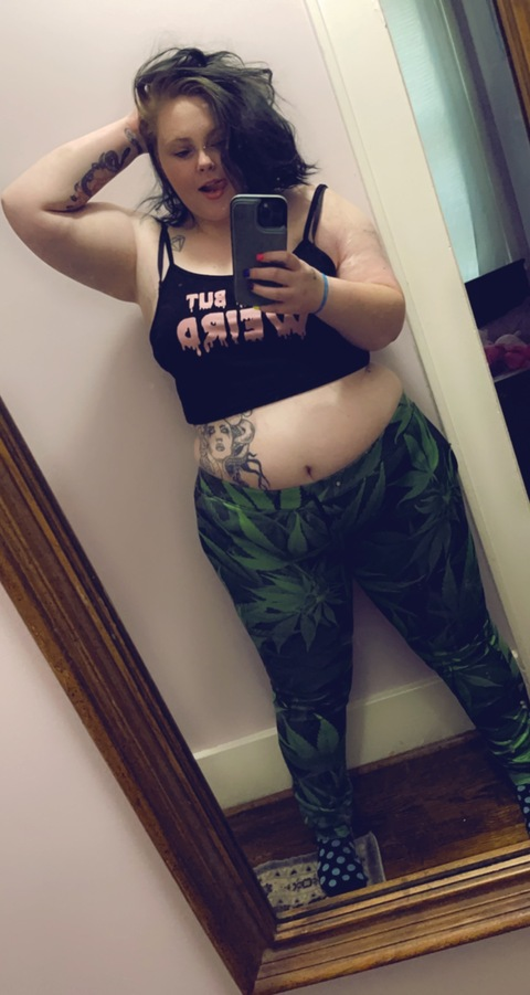 View tantrix4 (TaraTantrix) OnlyFans 21 Photos and 5 Videos for free 

 picture 2