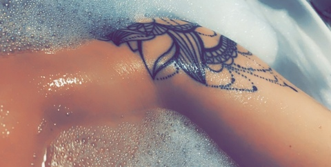 Onlyfans free tashy_lou 

 picture 2