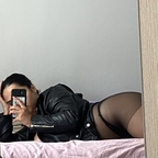 Download tastemylipstick OnlyFans content for free
picture 1