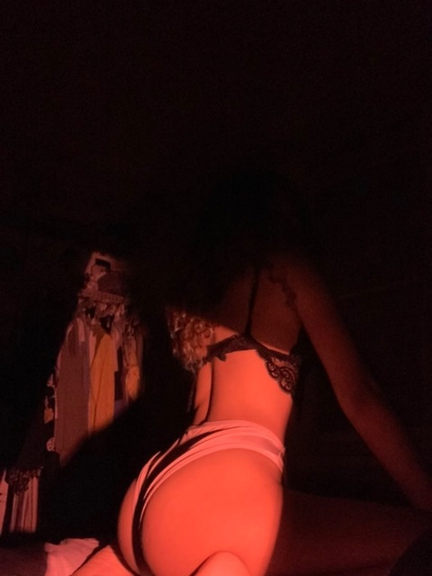 tatiirichardson (Tati :)) free OnlyFans Leaked Videos and Pictures 

 picture 2
