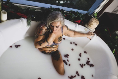 View Tatted Curvy (tattedcurvy34) OnlyFans 60 Photos and 19 Videos for free 

 picture 2