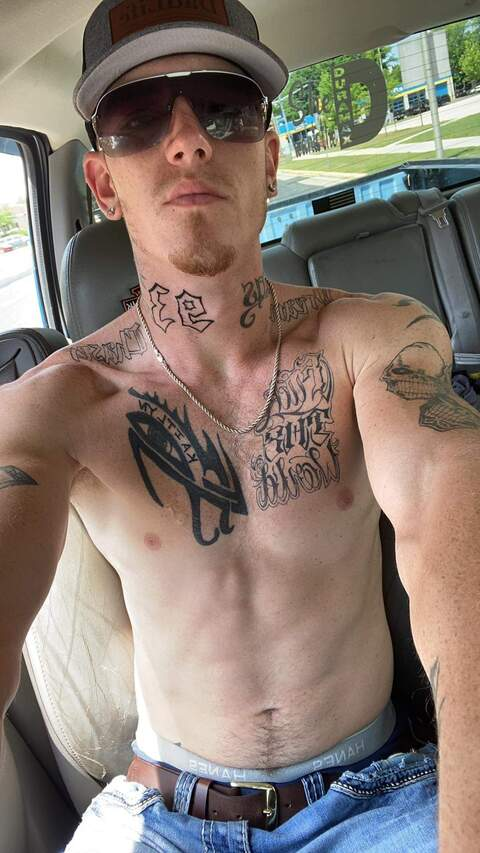 tatteddadbod1993 (Tatteddadbod) free OnlyFans Leaked Content 

 picture 2