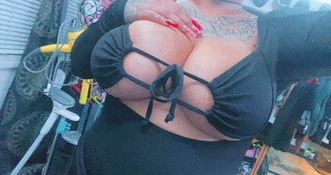 Onlyfans leaks tattedliz 

 picture 2